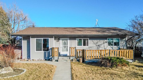 14 Mountview Place, Granum, AB - Outdoor