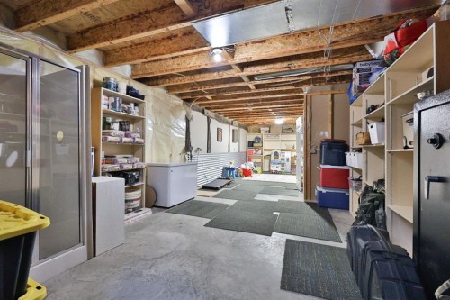14 Mountview Place, Granum, AB - Indoor Photo Showing Basement