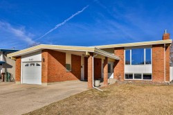 1413 20 Avenue NORTH Lethbridge, AB T1H 4W4