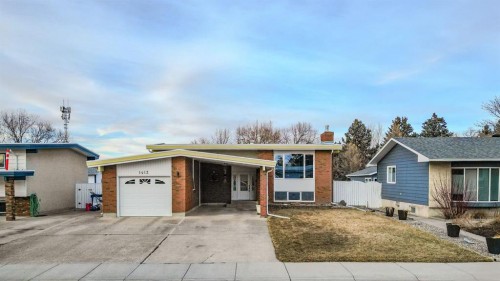 1413 20 Avenue North, Lethbridge, AB - Outdoor With Facade