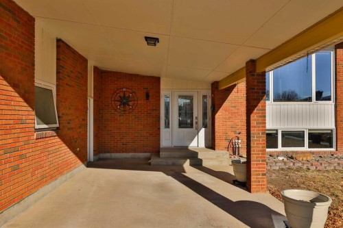 1413 20 Avenue North, Lethbridge, AB - 