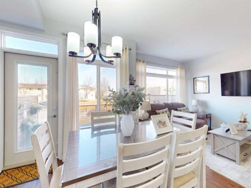 3-402 Highlands Boulevard West, Lethbridge, AB - Indoor