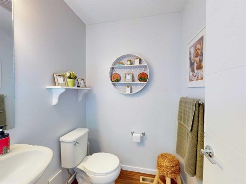 3-402 Highlands Boulevard West, Lethbridge, AB - Indoor Photo Showing Bathroom