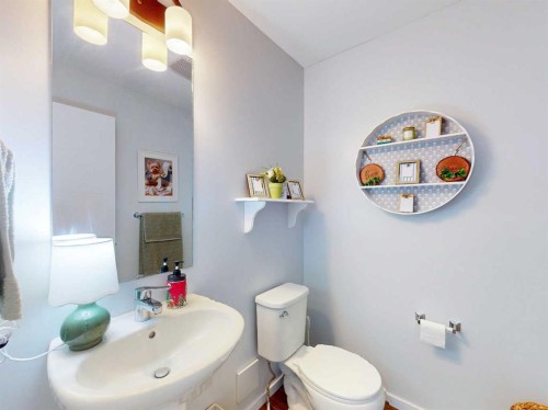 3-402 Highlands Boulevard West, Lethbridge, AB - Indoor Photo Showing Bathroom