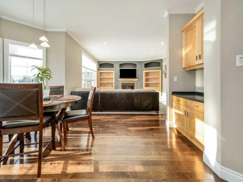 24 Fairmont Point South, Lethbridge, AB - Indoor Photo Showing Dining Room