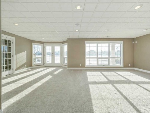 24 Fairmont Point South, Lethbridge, AB - Indoor Photo Showing Other Room