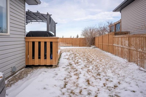 619 Aberdeen Crescent West, Lethbridge, AB - Outdoor With Exterior
