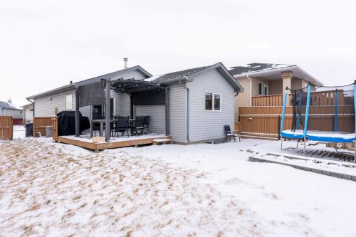619 Aberdeen Crescent West, Lethbridge, AB - Outdoor With Exterior