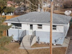 408 49 Avenue EAST Claresholm, AB T0L 0T0