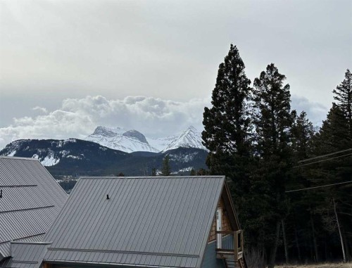 15 Kananaskis, Coleman, AB 