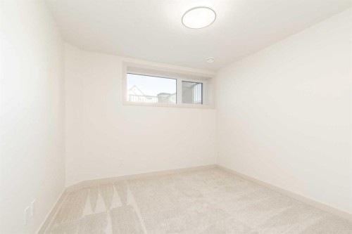 566 Malahat Green West, Lethbridge, AB - Indoor Photo Showing Other Room