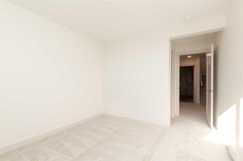 566 Malahat Green West, Lethbridge, AB - Indoor Photo Showing Other Room