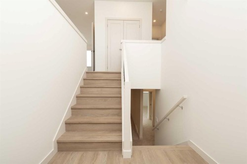 566 Malahat Green West, Lethbridge, AB - Indoor Photo Showing Other Room