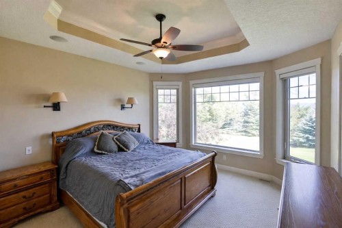 406 Stonecrest Terrace West, Lethbridge, AB - Indoor Photo Showing Bedroom