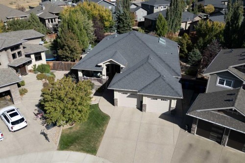 406 Stonecrest Terrace West, Lethbridge, AB - Outdoor