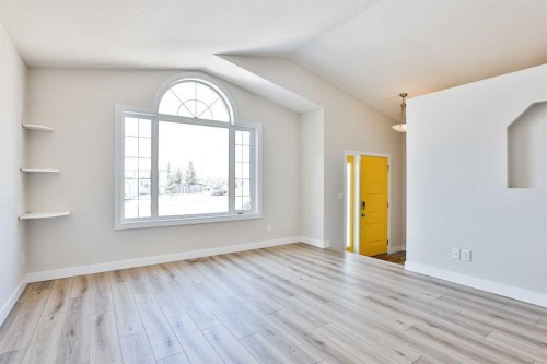 19 Heritage Lane West, Lethbridge, AB - Indoor Photo Showing Other Room