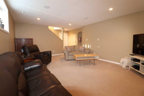 50 Riverbrook Close West, Lethbridge, AB - Indoor