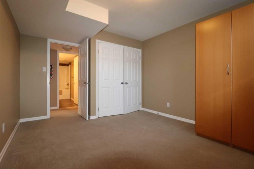 50 Riverbrook Close West, Lethbridge, AB - Indoor Photo Showing Other Room