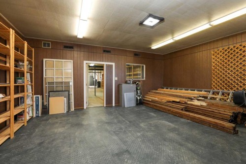 111 4 Avenue, Warner, AB 