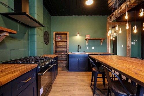 111 4 Avenue, Warner, AB 