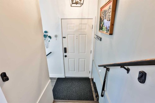 285 Jerry Potts Boulevard West, Lethbridge, AB - Indoor Photo Showing Other Room