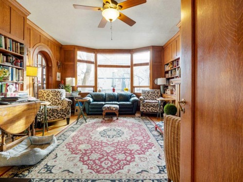 1404 4 Avenue South, Lethbridge, AB - Indoor Photo Showing Living Room