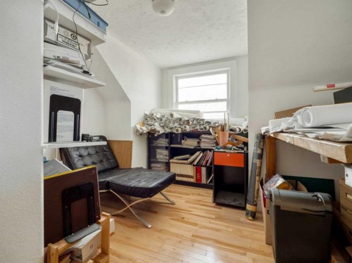 1404 4 Avenue South, Lethbridge, AB - Indoor