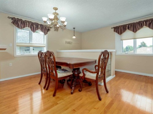 2006 7 Avenue South, Lethbridge, AB 