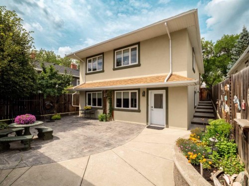 2006 7 Avenue South, Lethbridge, AB 