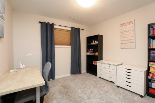 711 Moonlight Crescent West, Lethbridge, AB - Indoor Photo Showing Office