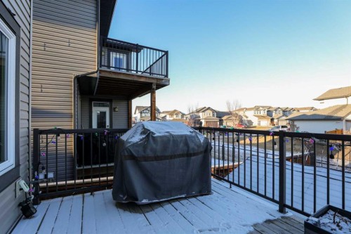 711 Moonlight Crescent West, Lethbridge, AB - Outdoor With Exterior