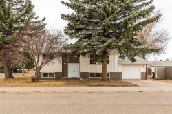 2302 16 Street NORTH Lethbridge, AB T1H 4P4