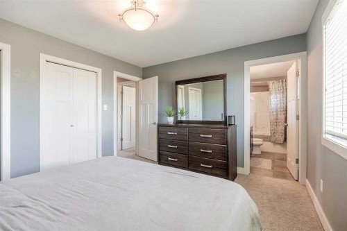139 Firelight Way West, Lethbridge, AB - Indoor Photo Showing Bedroom