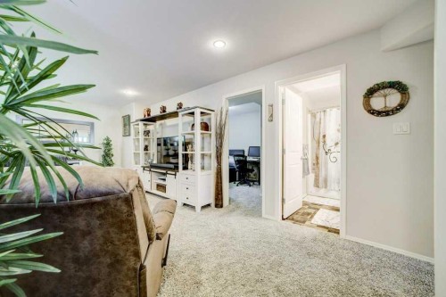 248 Sunridge Road West, Lethbridge, AB - Indoor