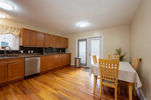 139 Laval Boulevard West, Lethbridge, AB - Indoor