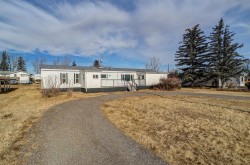 319 Minto Street  Granum, AB T0L 1A0