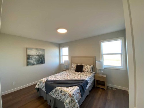 4209 57 Street, Taber, AB - Indoor Photo Showing Bedroom