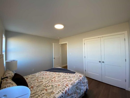 4209 57 Street, Taber, AB - Indoor Photo Showing Bedroom