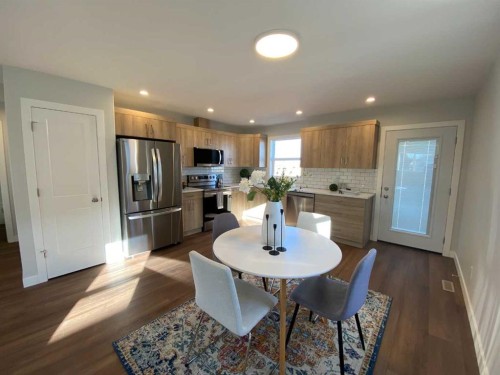 4209 57 Street, Taber, AB - Indoor Photo Showing Dining Room