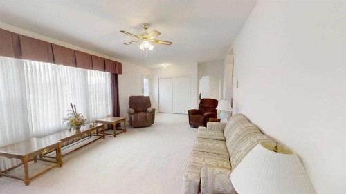 420N 200W, Raymond, AB - Indoor