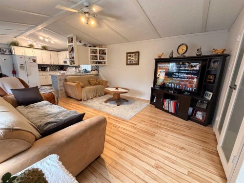 5403 42 Avenue South, Taber, AB - Indoor