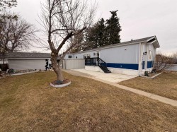 5403 42 Avenue SOUTH Taber, AB T1G 1C1