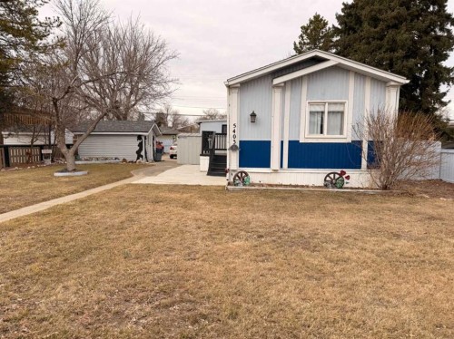 5403 42 Avenue South, Taber, AB - Outdoor