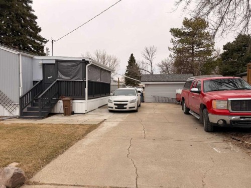 5403 42 Avenue South, Taber, AB - Outdoor