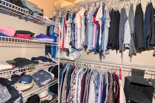 325 Canyon Boulevard West, Lethbridge, AB - Indoor With Storage