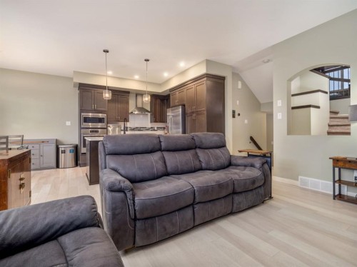 327 Mildred Dobbs Boulevard North, Lethbridge, AB - Indoor Photo Showing Other Room