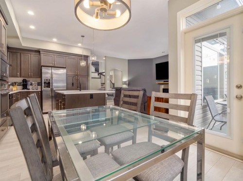 327 Mildred Dobbs Boulevard North, Lethbridge, AB - Indoor Photo Showing Other Room