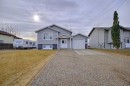 109 3 Avenue East, Barnwell, AB  - Outdoor With Facade 