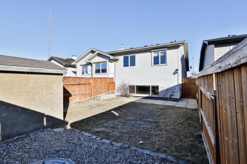 326 Lynx Crescent North, Lethbridge, AB - Outdoor With Exterior