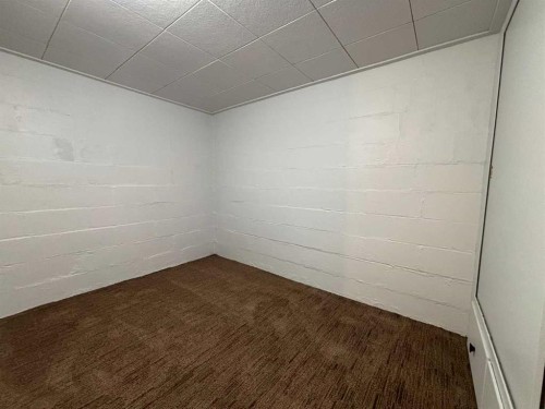 307 Centre Avenue, Coutts, AB - Indoor Photo Showing Other Room